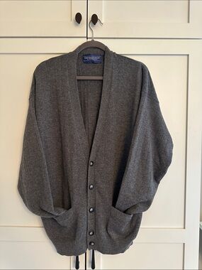 GIEVES & HAWKES 100% CASHMERE CARDIGAN -MSRP $700.00